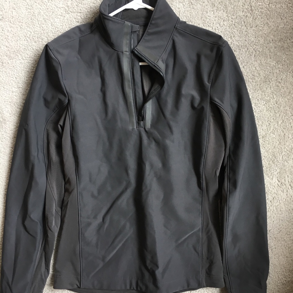 Man’s lululemon